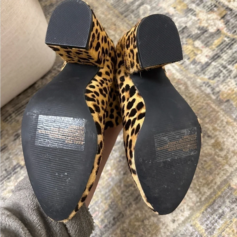 Steve Madden Rockstar Cow Hair Leopard animal print Booties Size 8